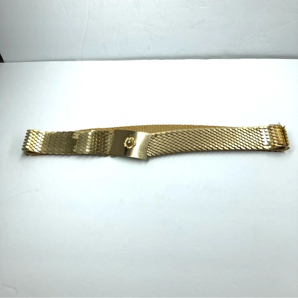 Vintage 80s Gold Metallic Fish Scale Belt Stretch Disco Glam Flower Buckle Large